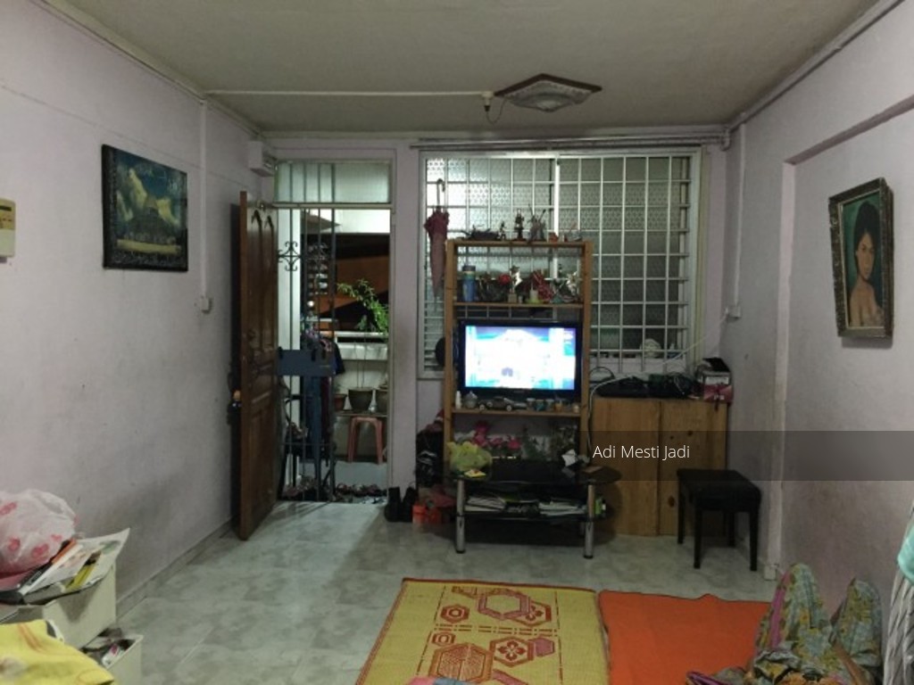 Yishun Street 22 thumbnail photo